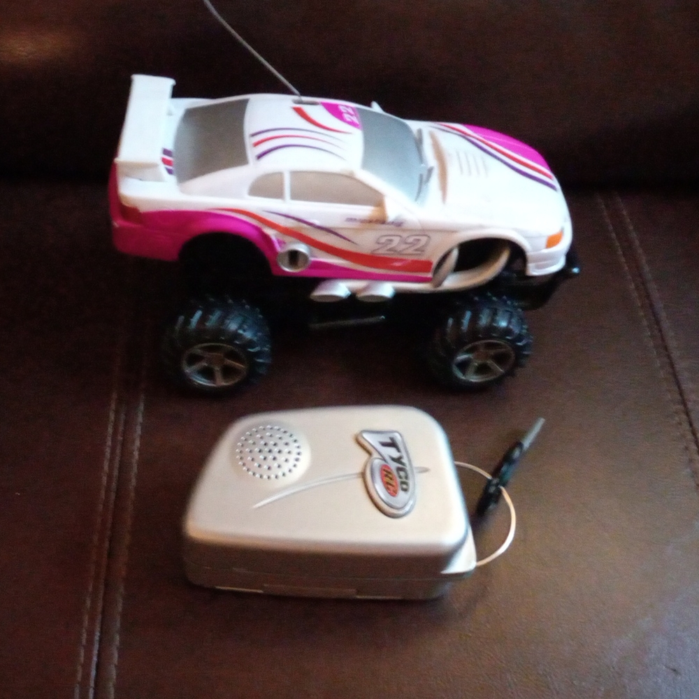 Tyco RC key start 5inches white and purple paint 1998